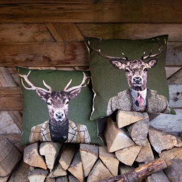 2 Coussins Gobelin Vert Cerf Col Roulé 45x45