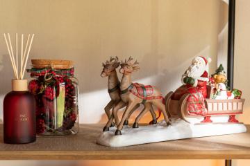 Père Noël Traineau Cerf Cadeaux